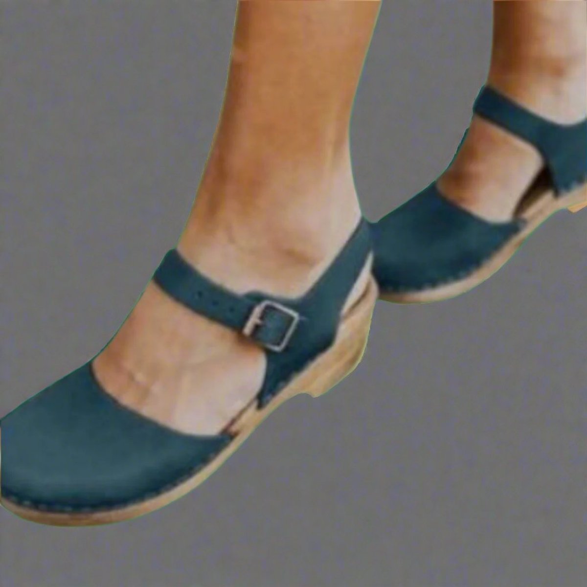 Women's Comfortable Sandals Platform Clogs Leather Ankle-Strap Wooden Heel - Blue