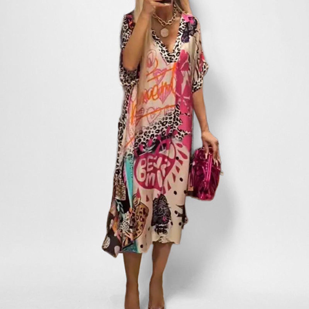 Women's Graphic Print V-Neck Relaxed Swing Tunic Dress - Rosa