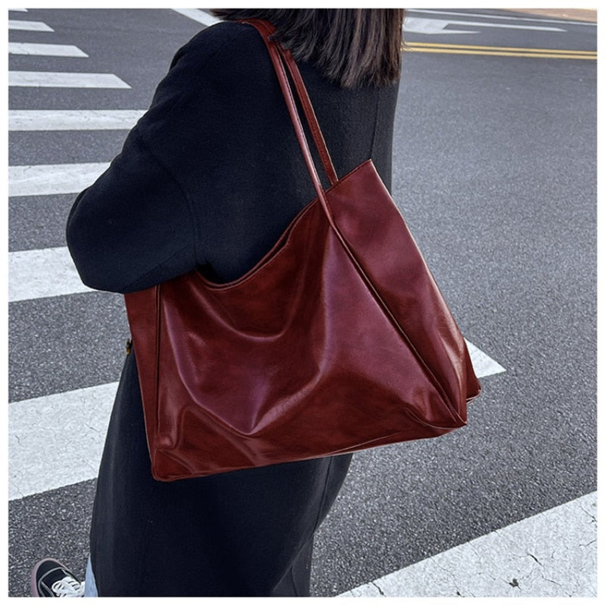 Women's Oversized Retro Faux Leather Shoulder Tote Bag
