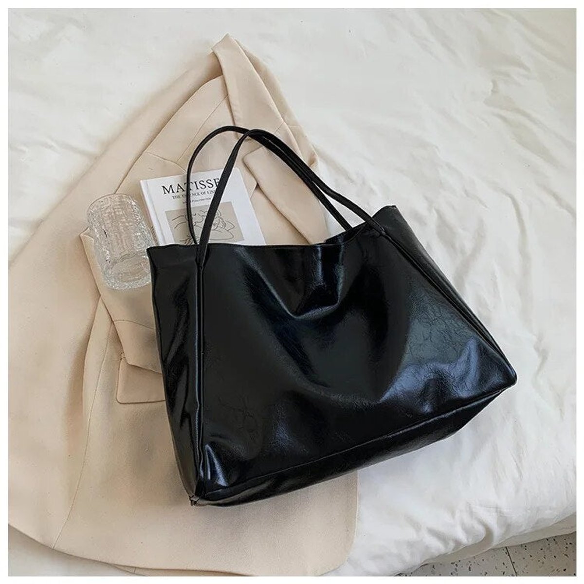 Women's Oversized Retro Faux Leather Shoulder Tote Bag - Schwarz