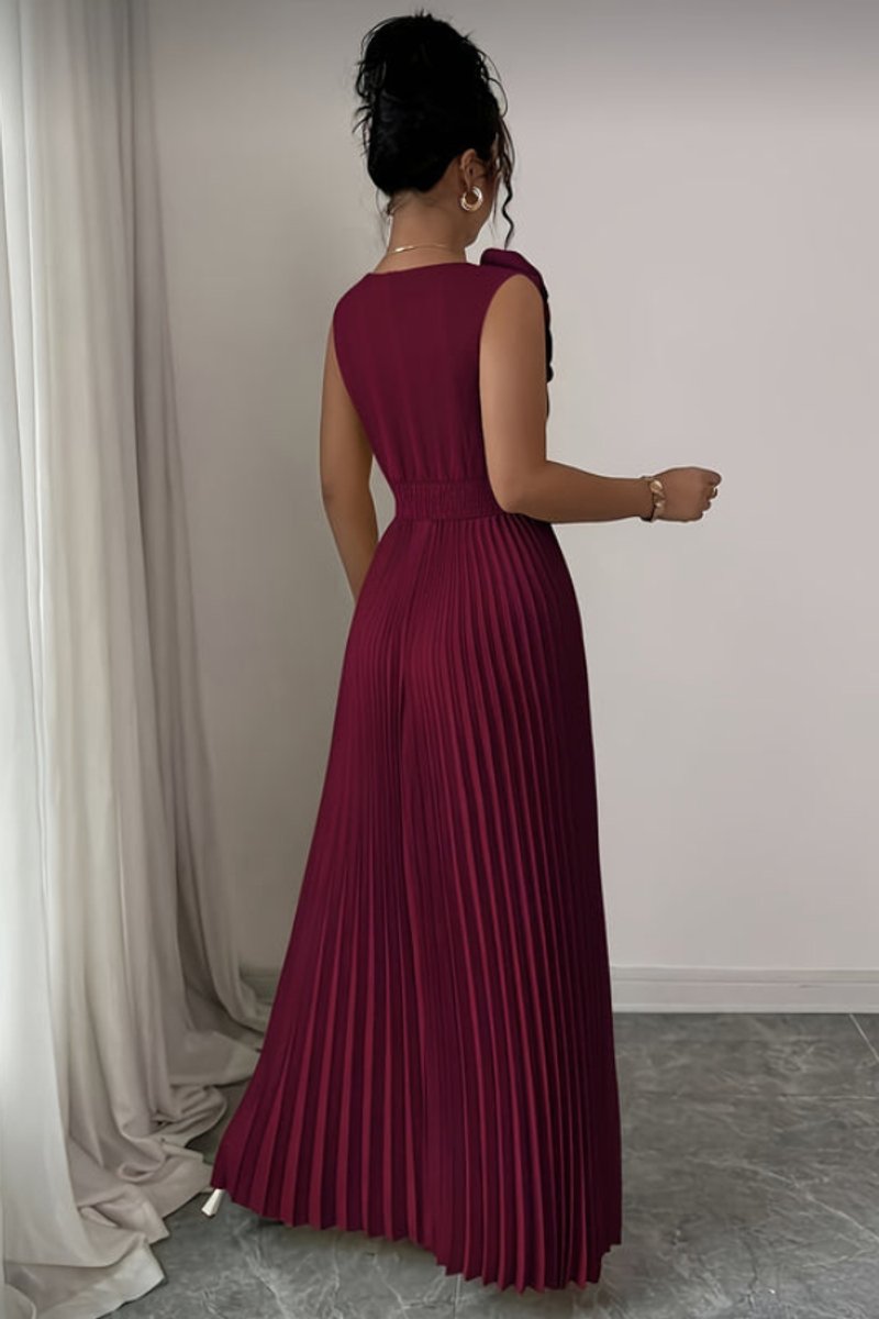 Women's Pleated Sleeveless Floral Applique A-Line Evening Gown