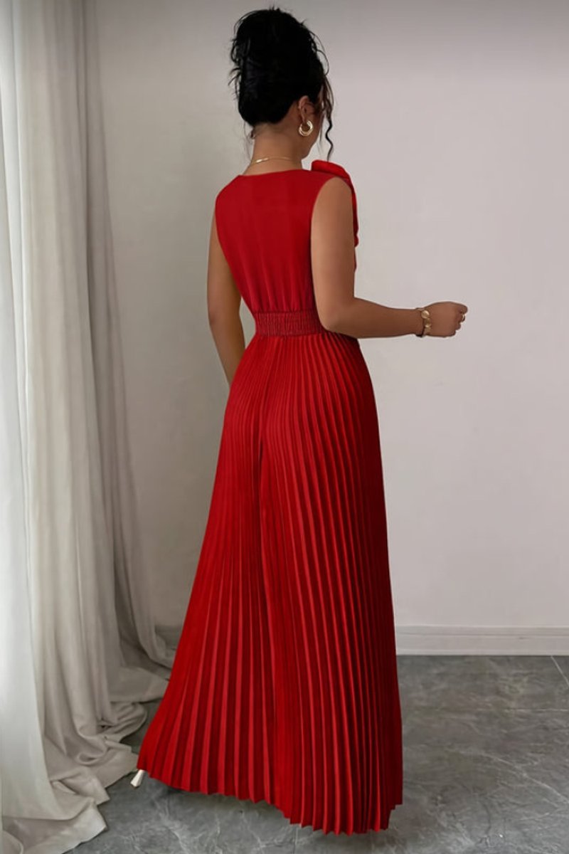 Women's Pleated Sleeveless Floral Applique A-Line Evening Gown